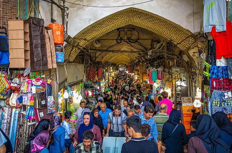 خرید عمده کفش از بازارهای محلی
